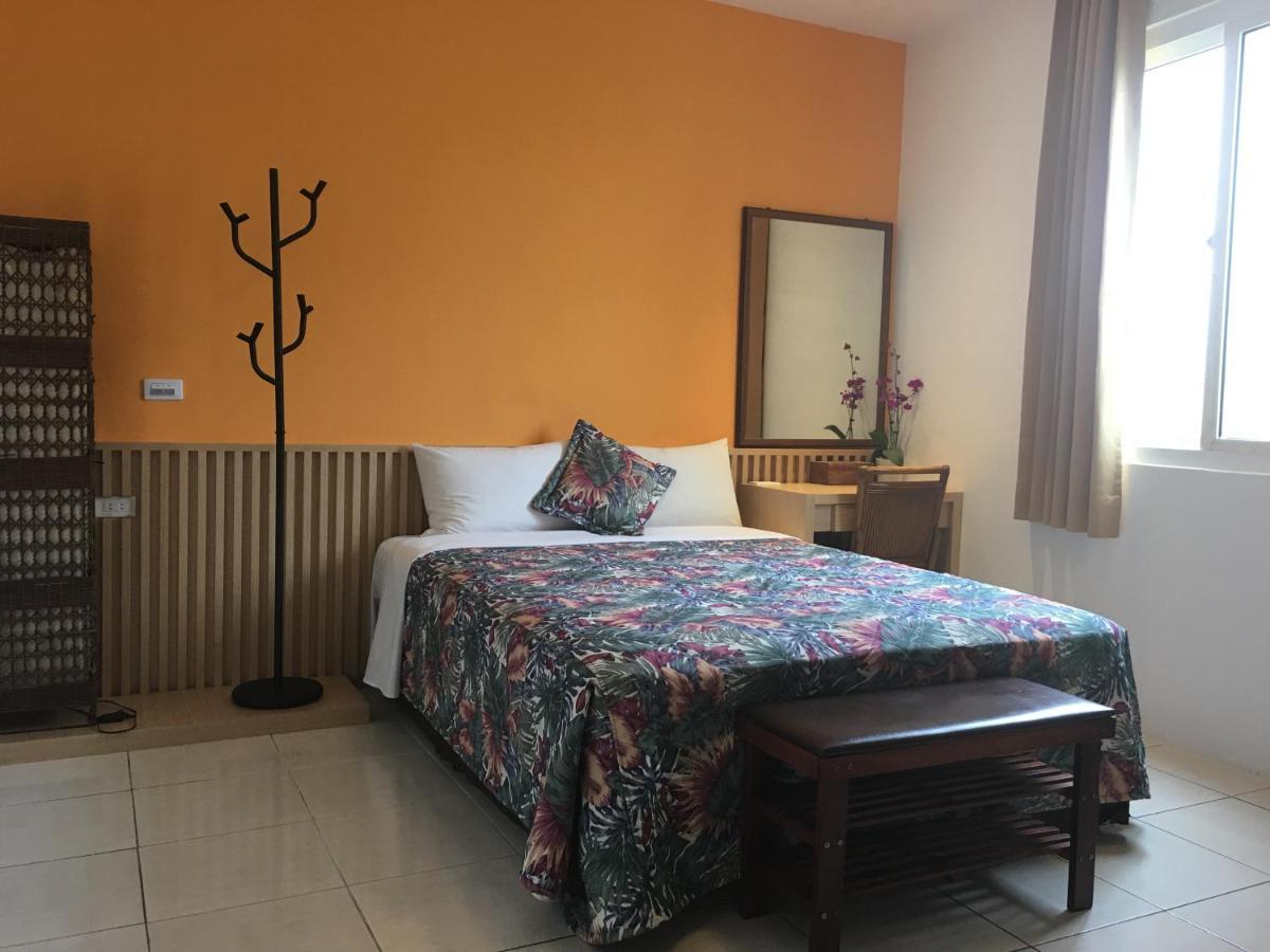 Palm Tree Hotel Кеньдін Екстер'єр фото