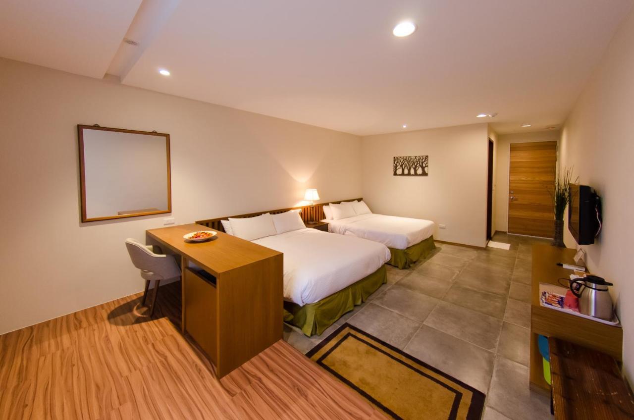 Palm Tree Hotel Кеньдін Екстер'єр фото