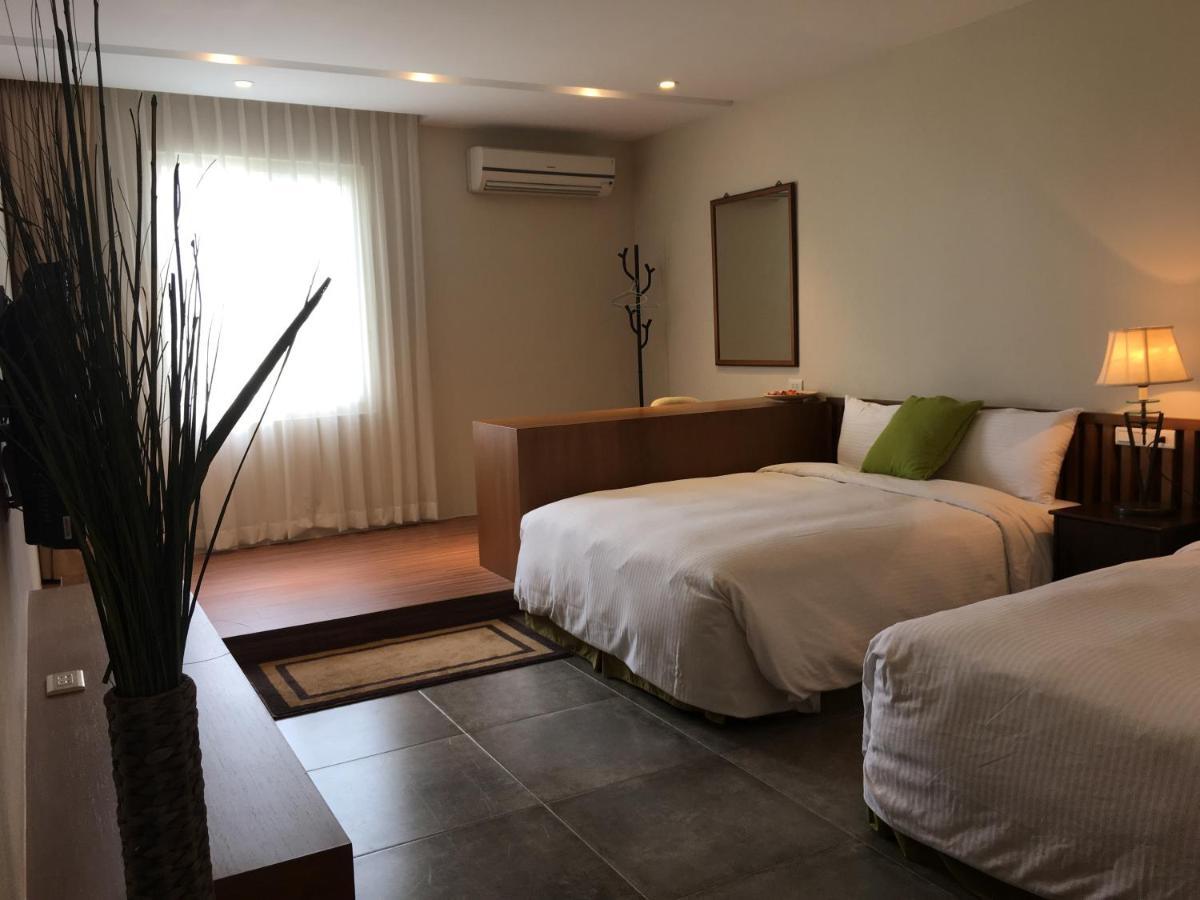 Palm Tree Hotel Кеньдін Екстер'єр фото